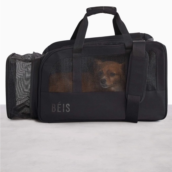 Beis The Regulation Pet Carry-on 
in Black - Picture 1 of 12